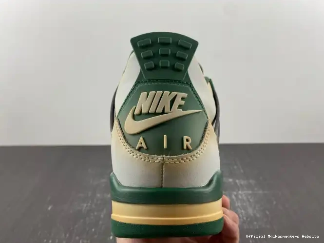 Official Maikesneakers AIR DC7770-106 YEAR